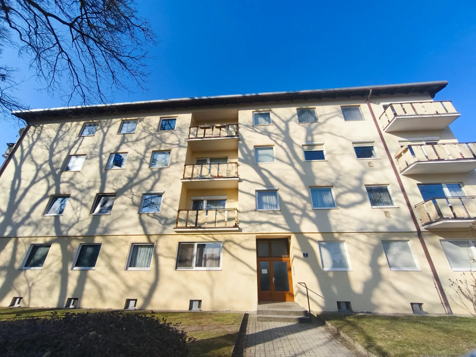 Gymnasiumweg, 2000 Stockerau